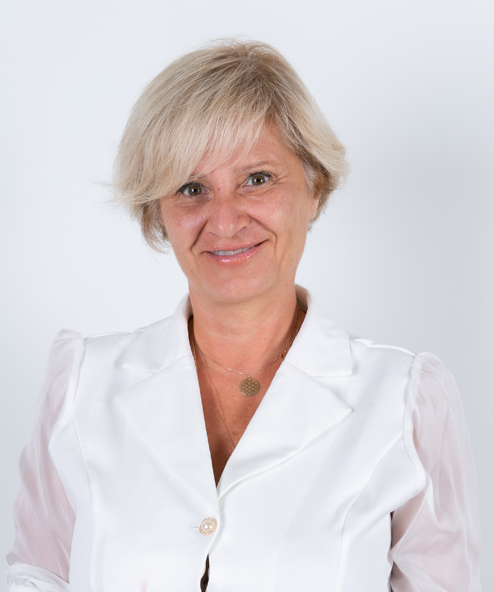 BAŞAK TAŞELİ