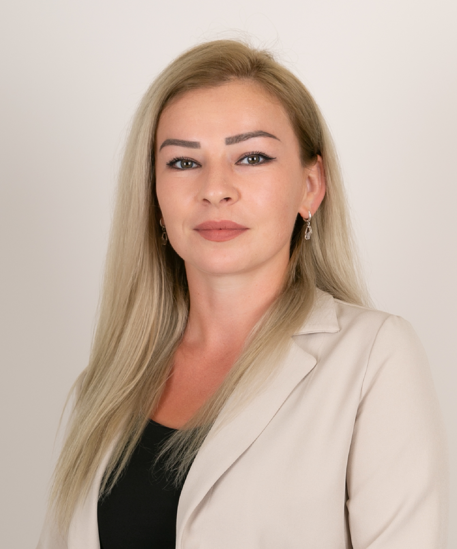 SEMRA ŞAHİN