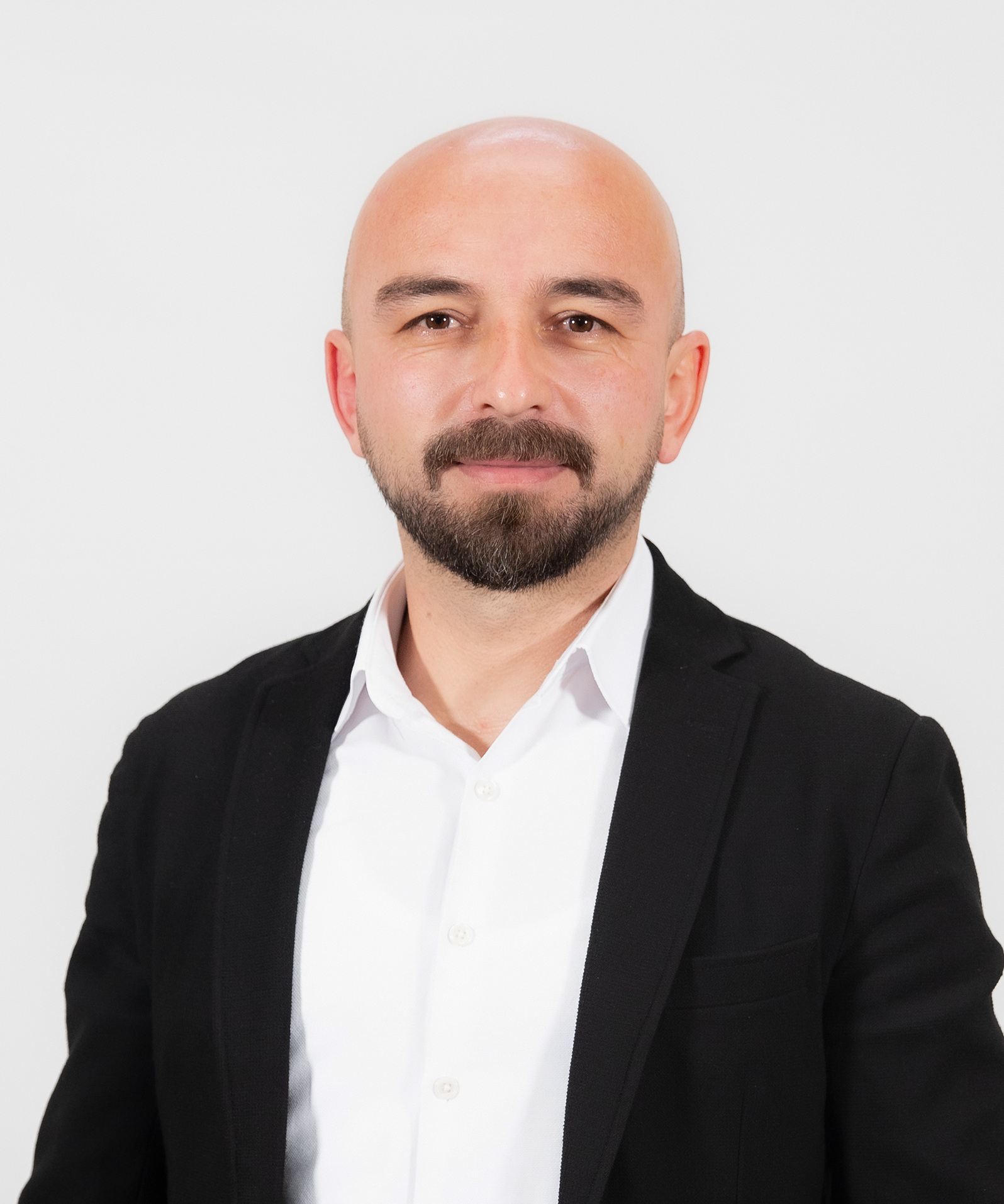 ÖZGÜR AYDIN