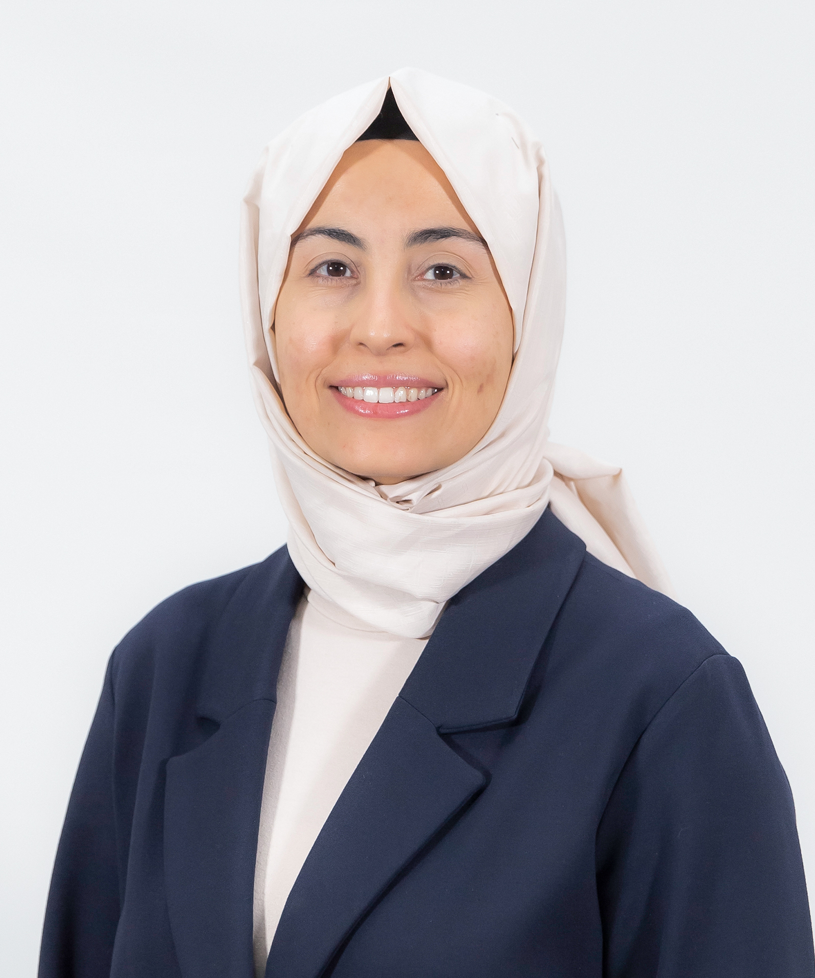 BÜŞRA ÖZDEMİR