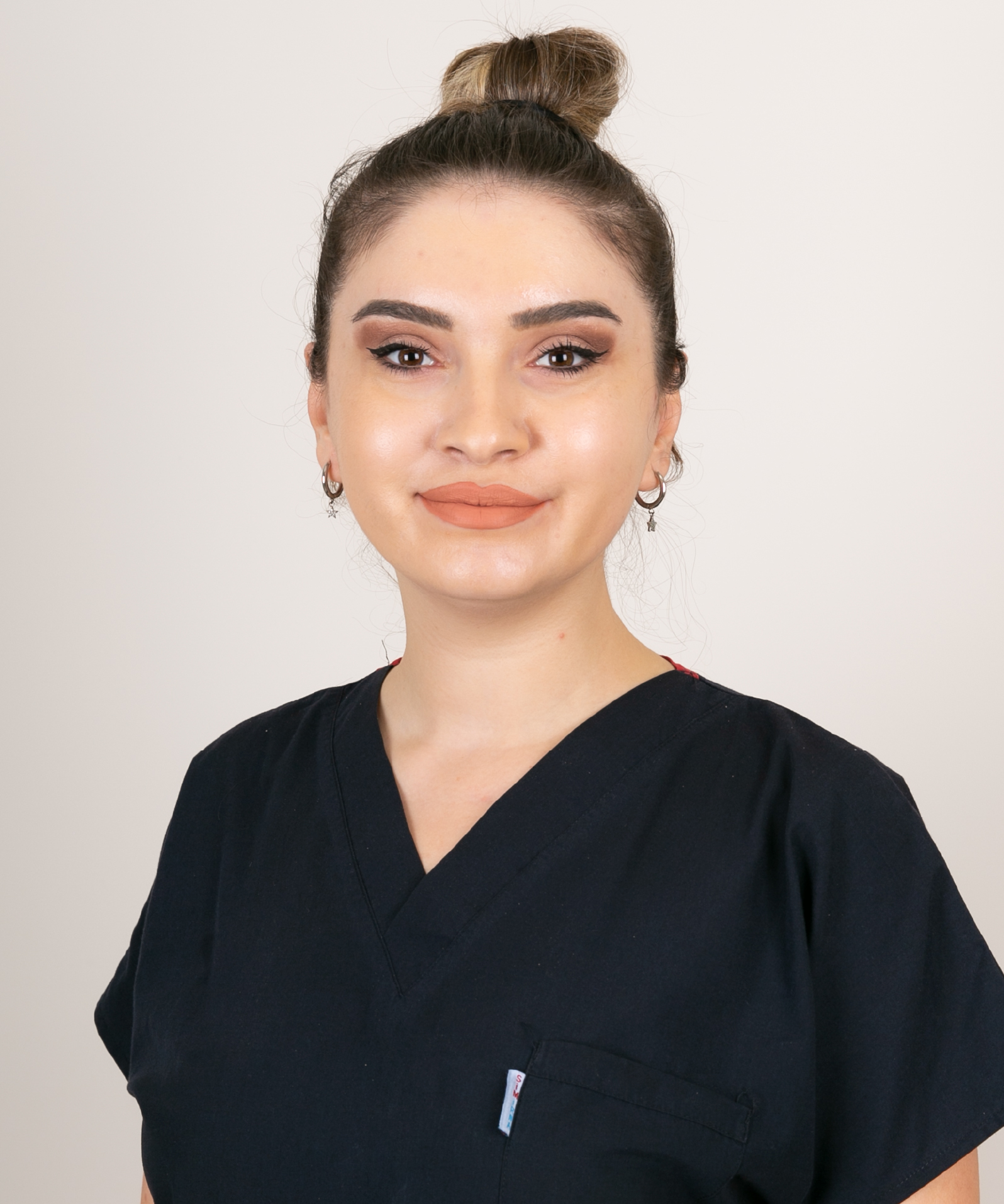 GÜLLÜ TEMİZ KILIÇ