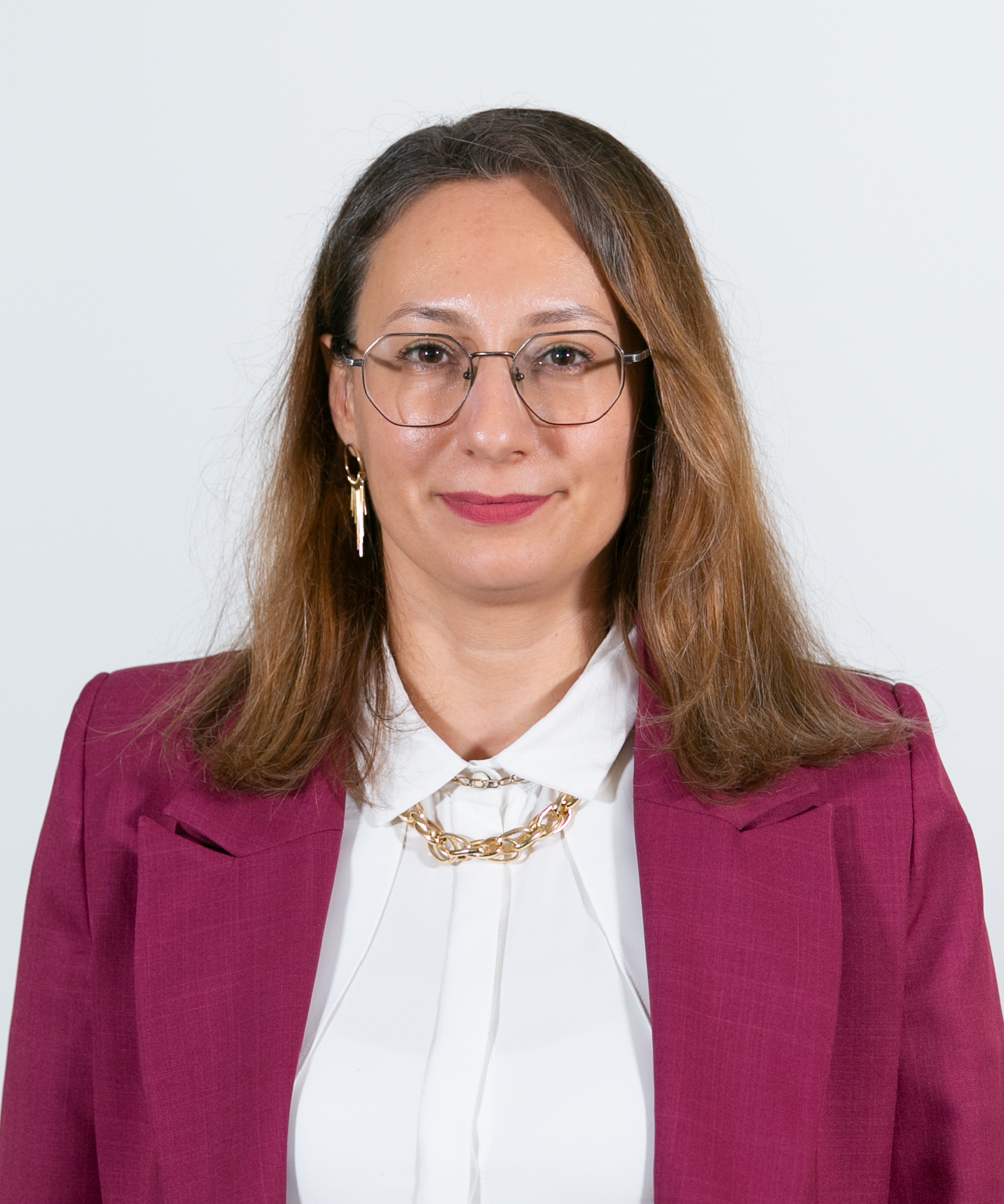 ELİF SULTAN AKPINAR