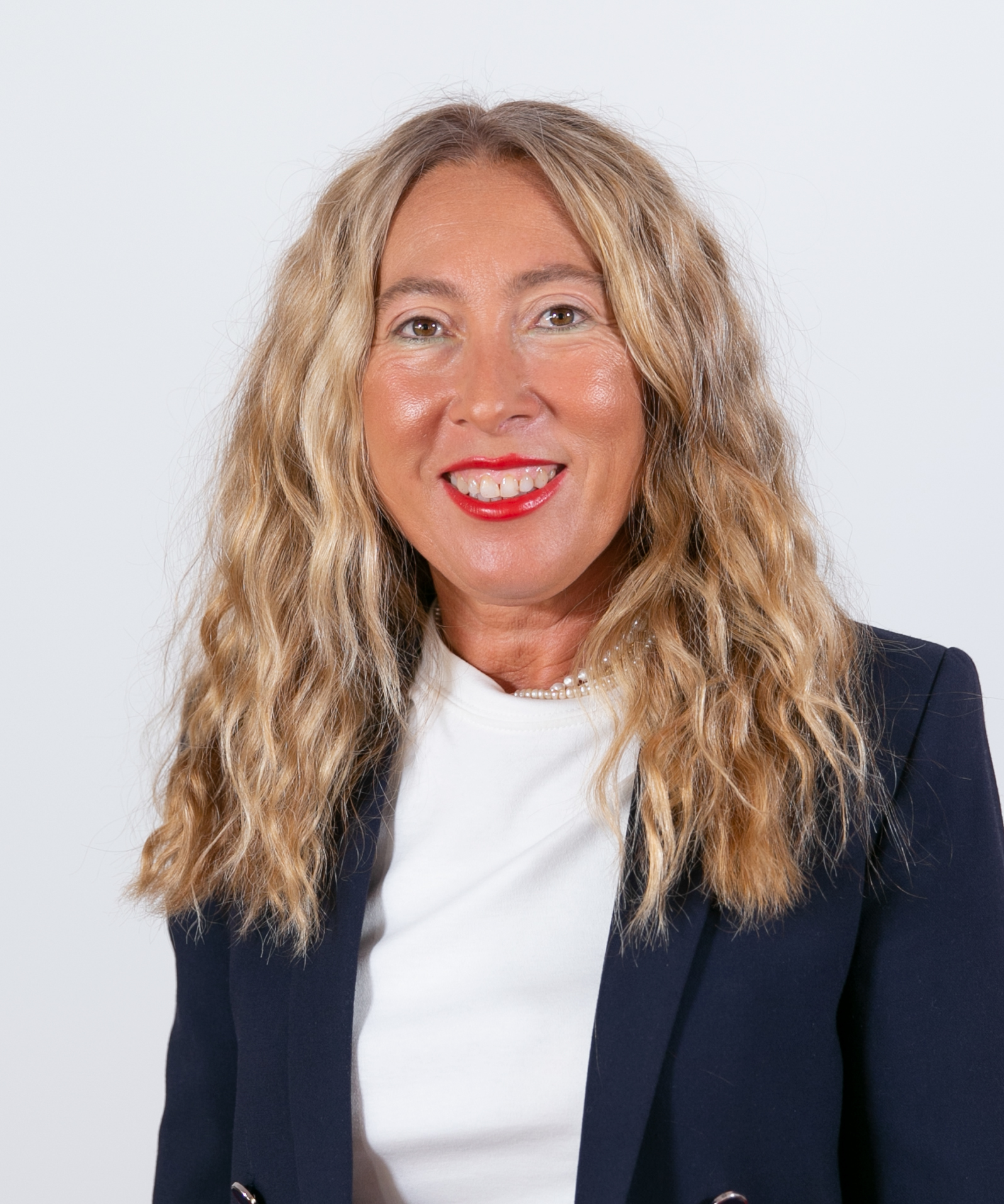 FADİME ÜSTÜNER TOP