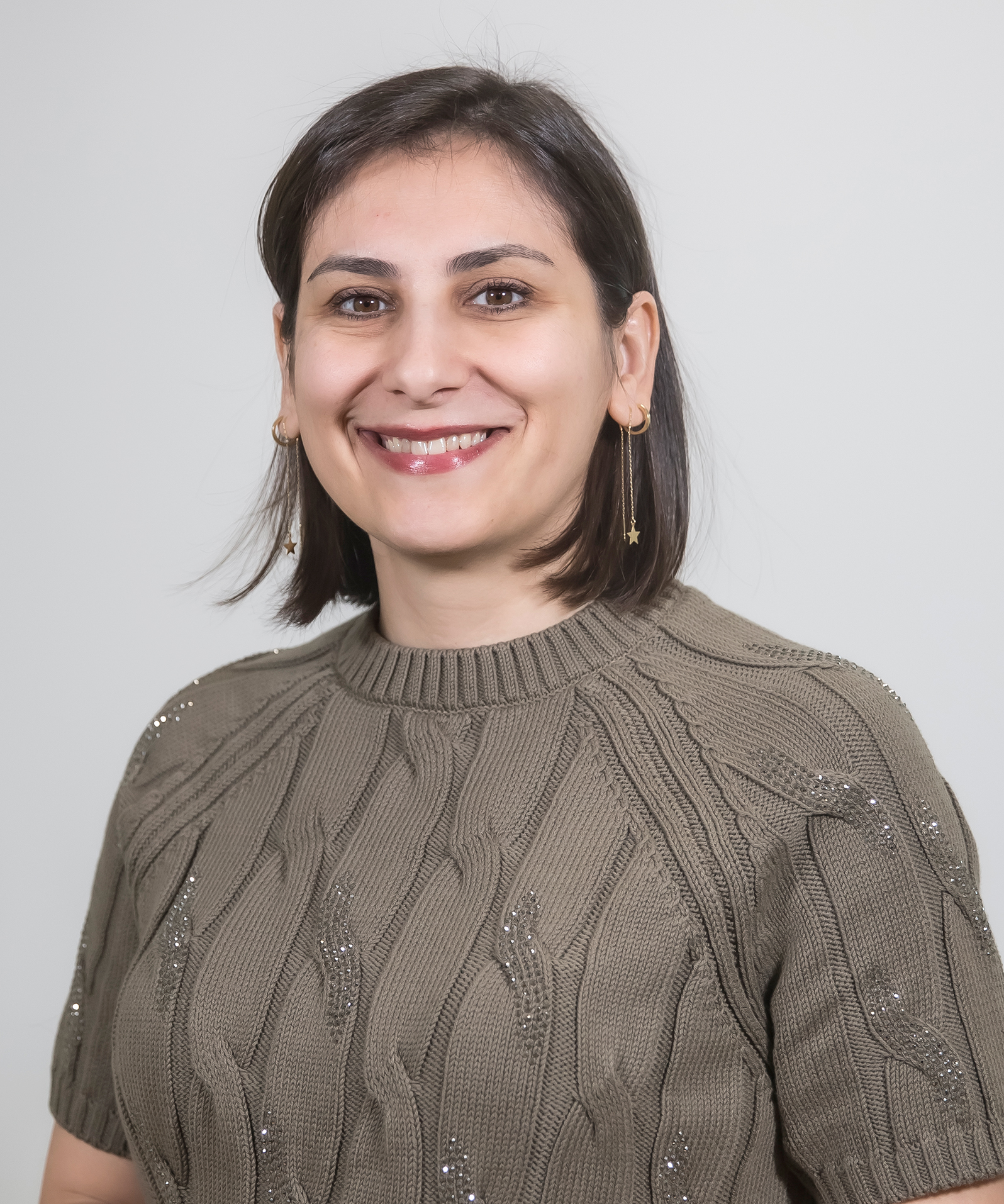 AYŞE ELİF BAYAR