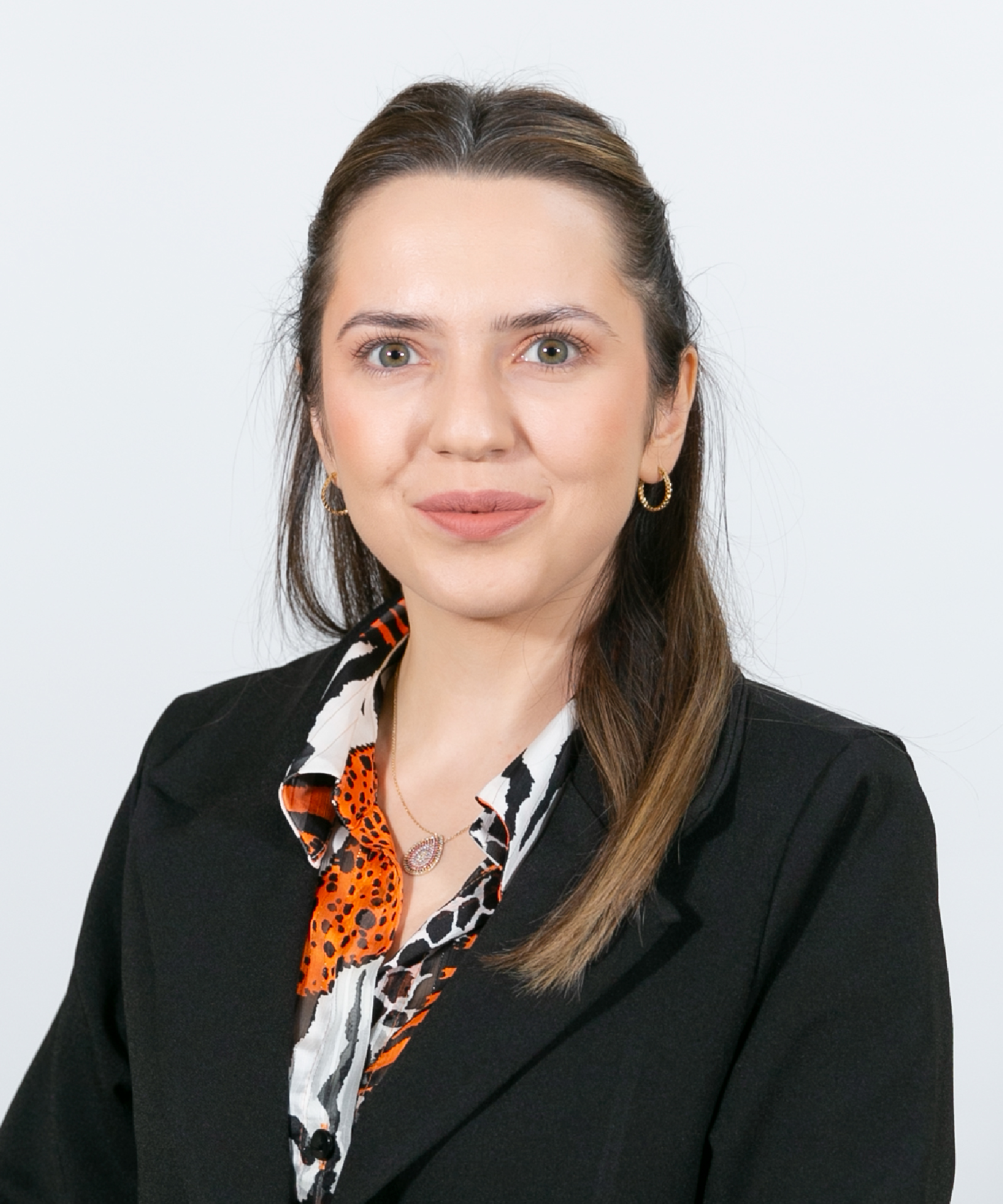BÜŞRA SARI TEKİN