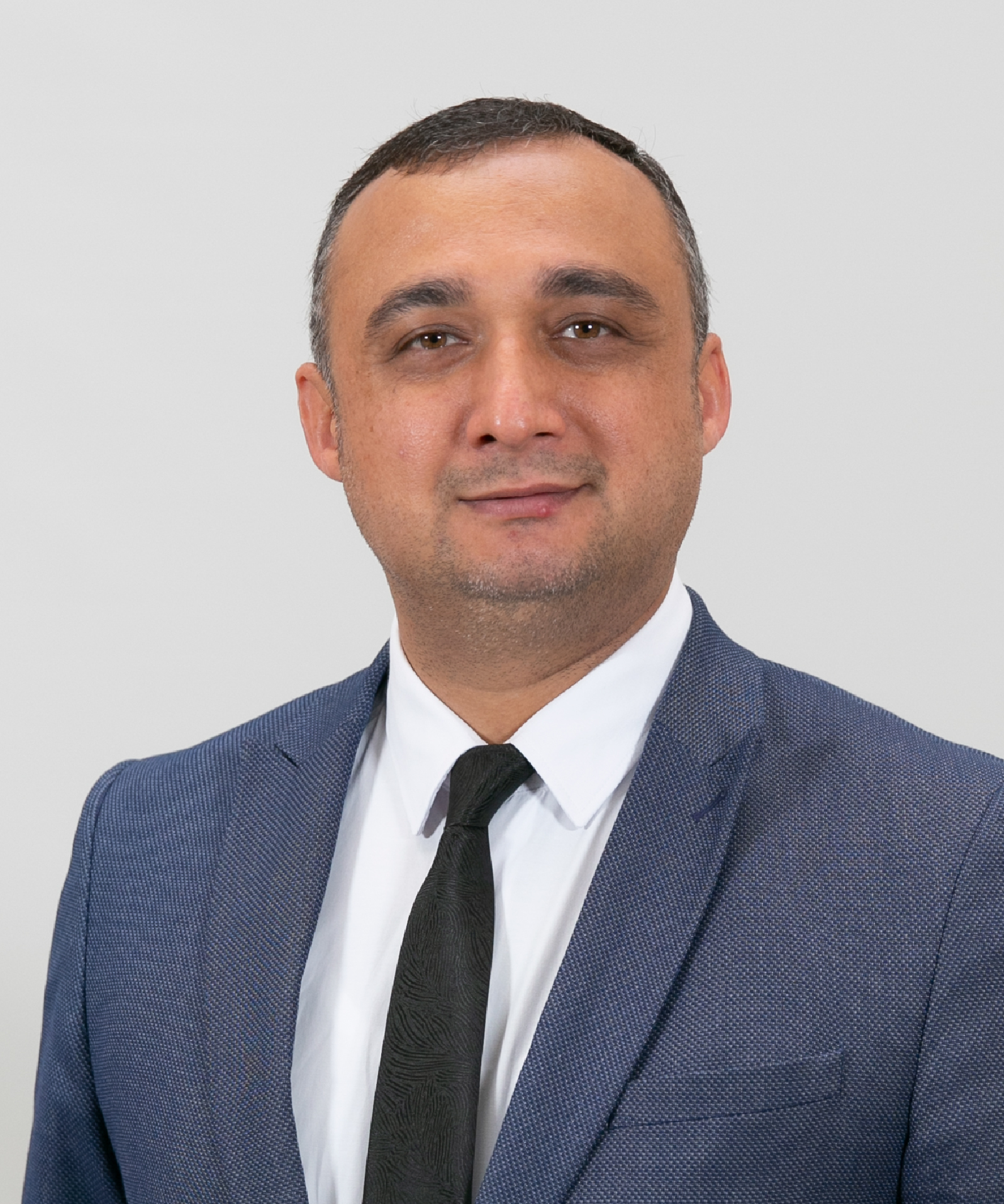 SEZER DEMİR