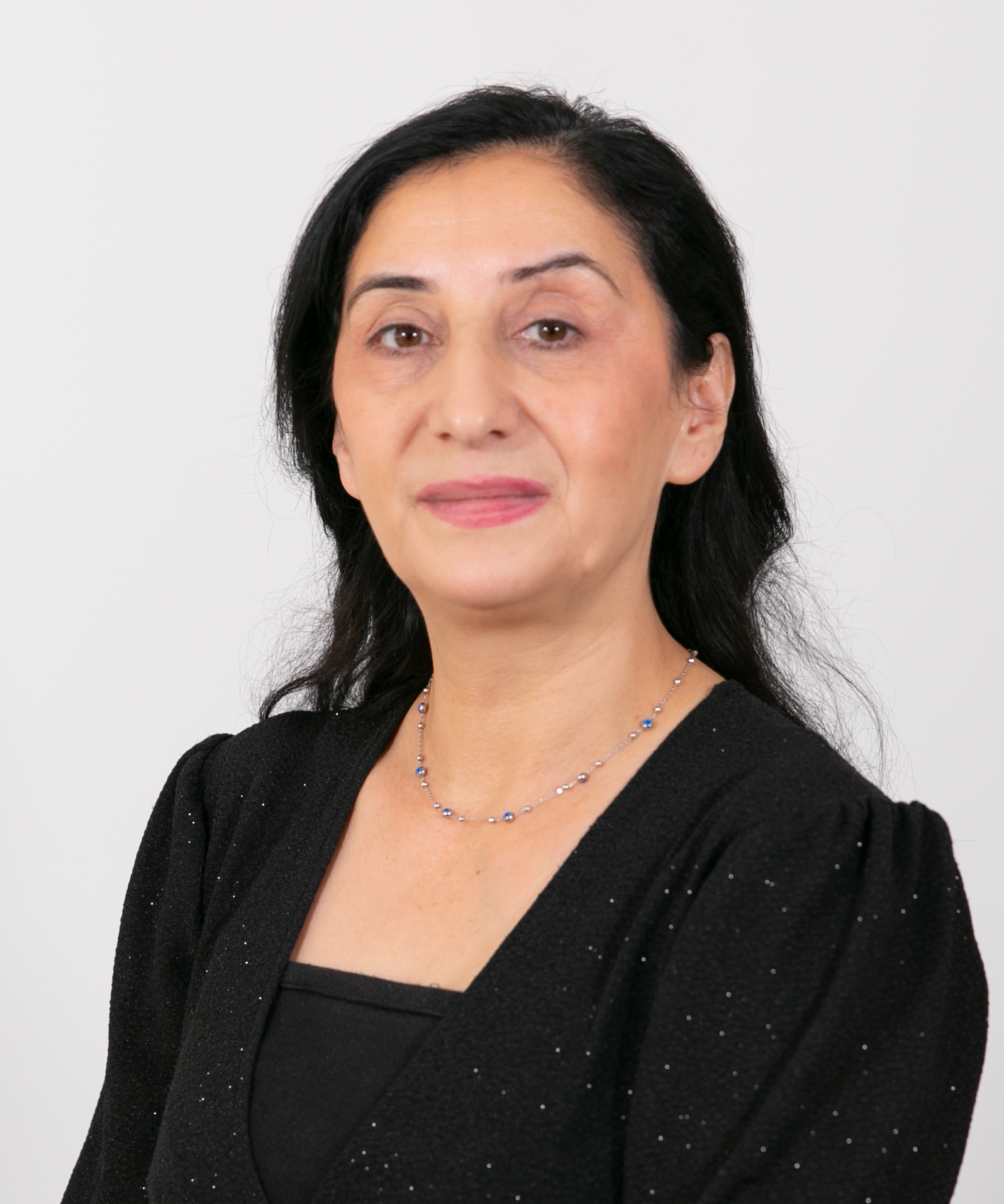 GÜLTAZE AKIN