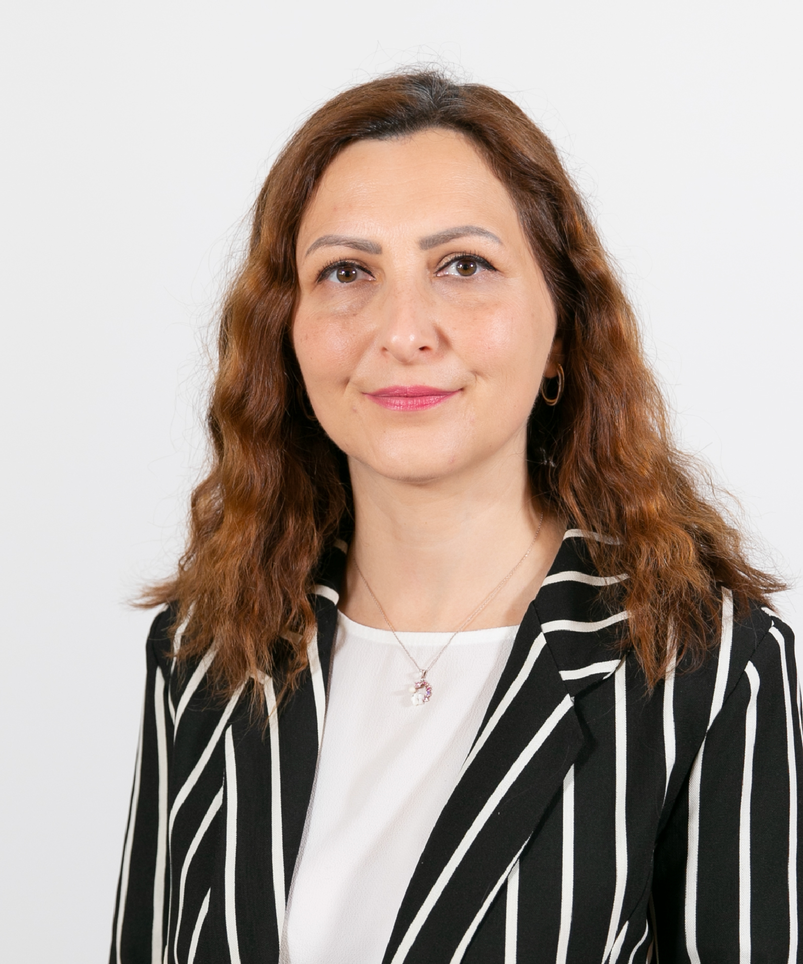 NURAY SALMAN ŞENOL
