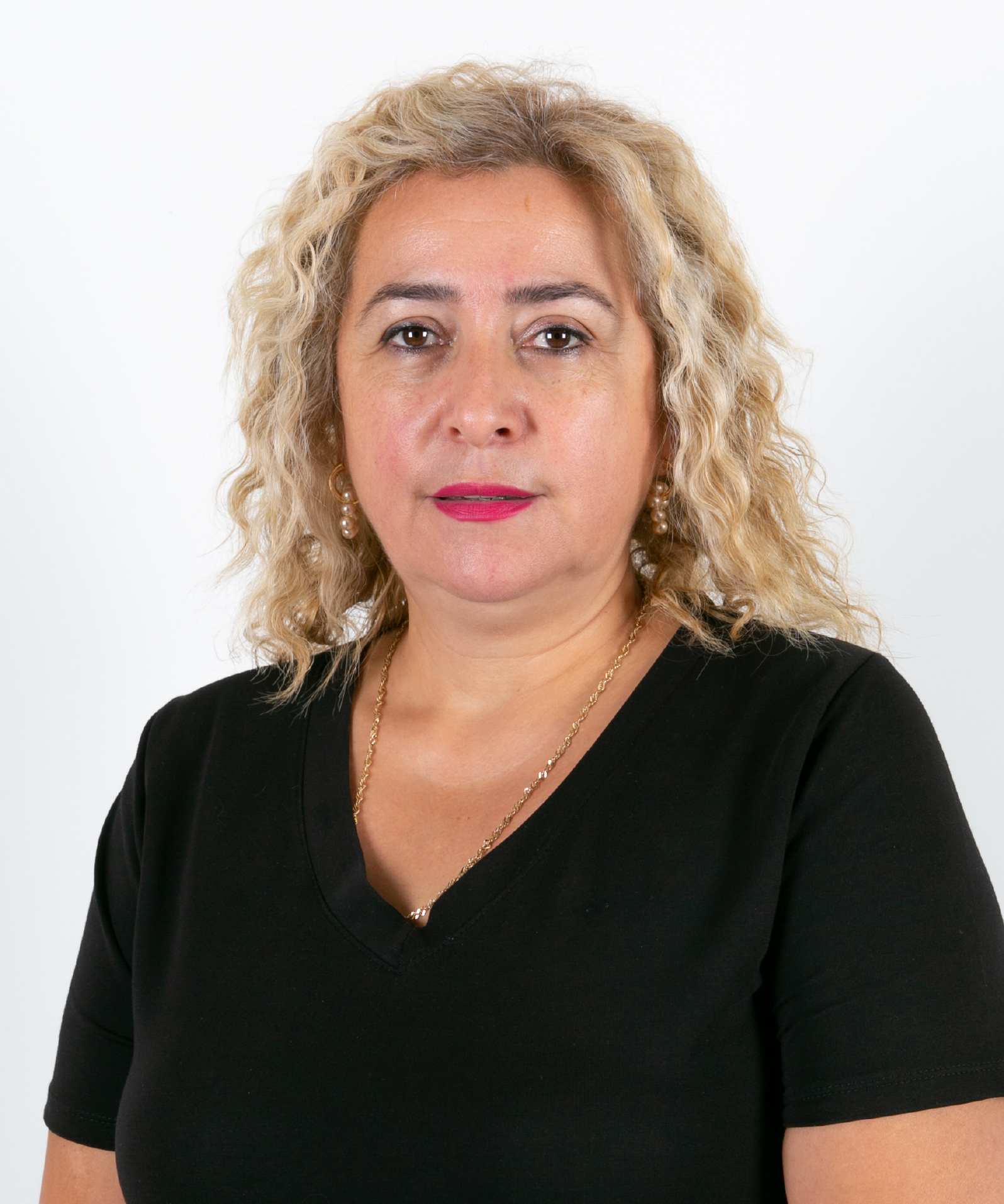 HARİKA ŞAHİN