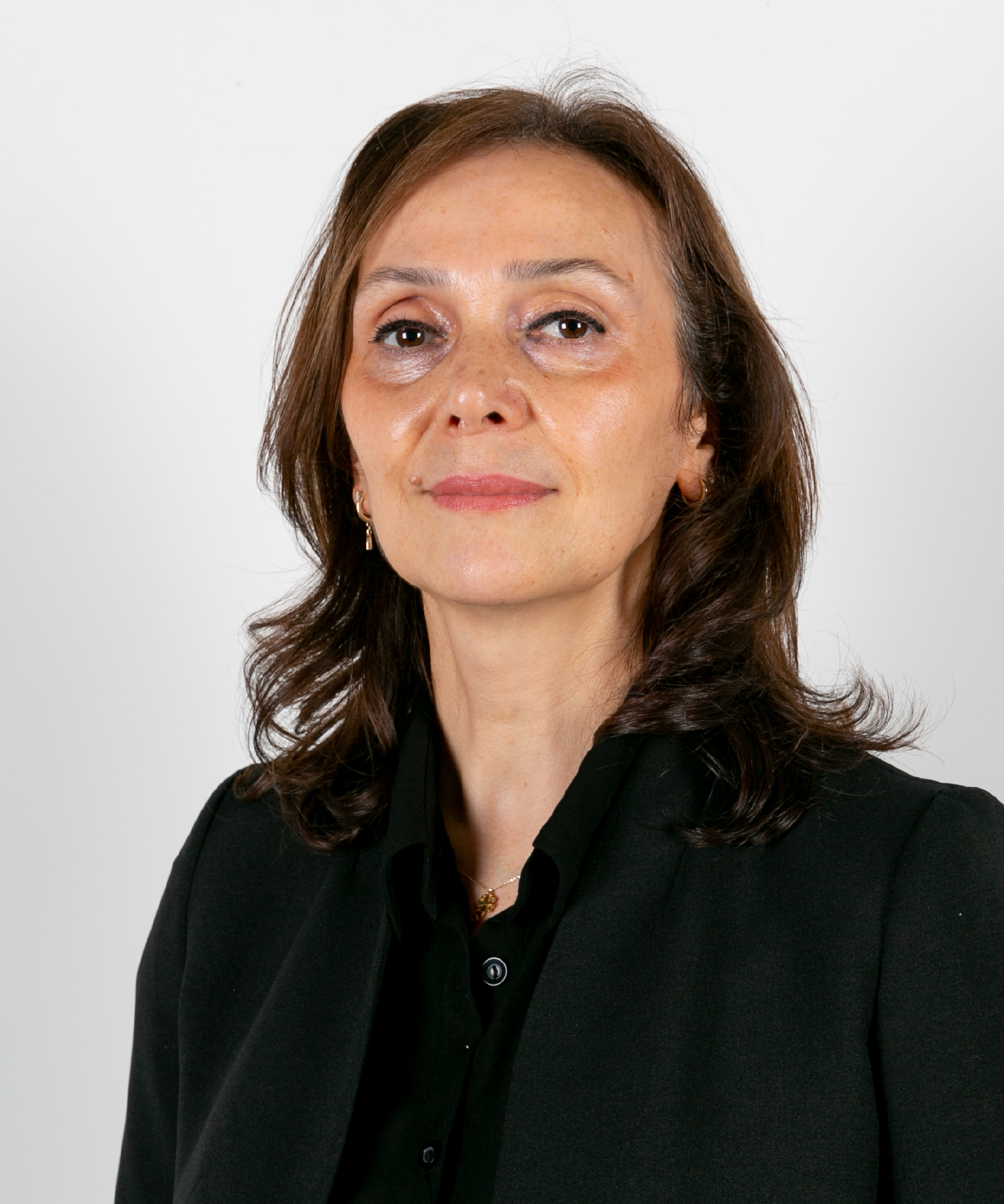 GÜLÜZAR AKSU